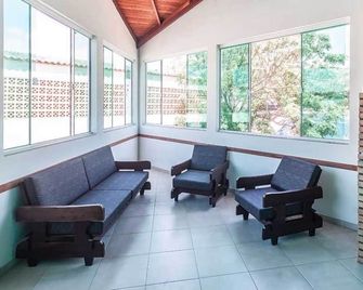 The Bridge Hostel - Florianópolis - Wohnzimmer