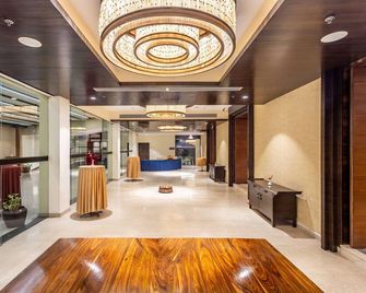 Ramada by Wyndham Kathmandu Dhumbarahi - Kathmandu - Lobi