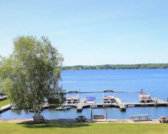 Stone Fence Resort - Ogdensburg - Outdoors view