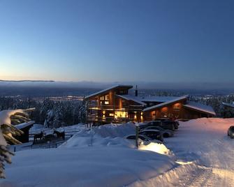 Myra Canyon Lodge - Kelowna - Building