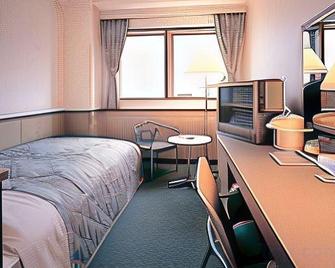 Urban Hotel Nishiwaki - Nishiwaki - Habitación