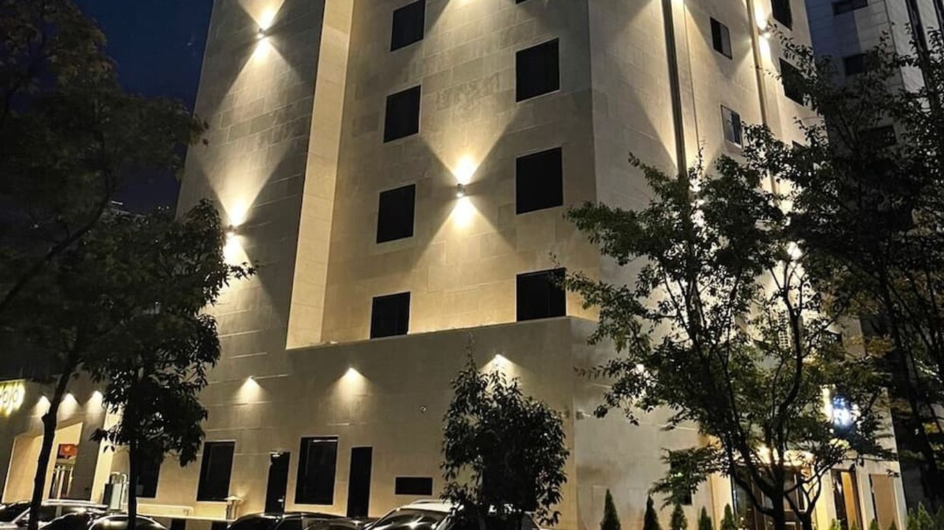 호텔야자 목포평화광장점