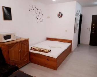 Ruse Central Studio - Ruse - Bedroom