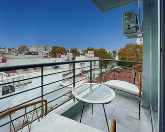 Cozy Studio in San Cristbal Comfort and Perfect Location - Buenos Aires - Balcón