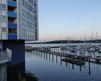 Ferienwohnung Schleiloge mit Panoramablick auf die Schlei - Schleswig - Vista del exterior