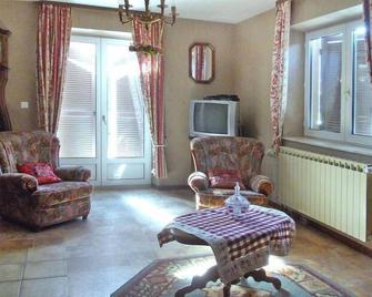 Cosy, spacious holiday home, Northern Vosges - Mouterhouse - Sala de estar