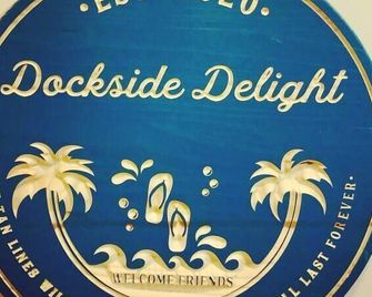 Dockside Delight Waterfront Oasis - Bokeelia