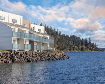 Whale watching mecca! - Port Townsend - Building