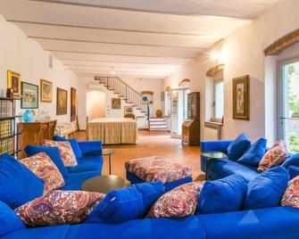 Holiday Home Tenuta San Lazzaro by Interhome - Montevettolini - Sala de estar
