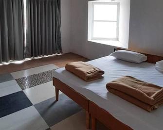 Touchwood Bliss - Igatpuri - Bedroom