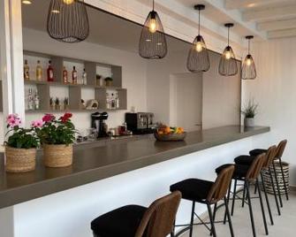 Esperides - Platis Gialos