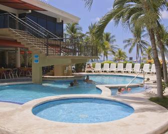 Balcon del Mar Beach Front Hotel - Jacó - Piscina