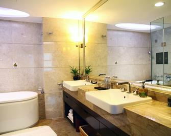 The Pavilion Hotel - שנג'ן