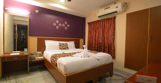 Hotel Vijay - Madurai - Slaapkamer