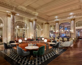 Fairmont Palliser - Calgary - Building