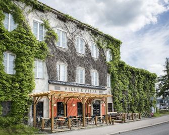 Hotelli Ville - טמפרה - בניין