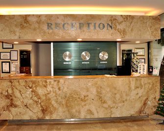 Nerton Hotel - Sida - Recepção