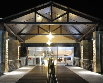 Istion Club & Spa - Nea Poteidaia - Budova