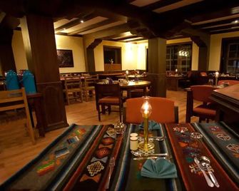 Namche Hotel - Nāmche Bāzār - Restaurante
