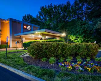 Best Western Plus Richmond Airport Hotel - Sandston - Building