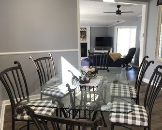 Heavenly Harbor - Lake Life At Its Best! - Conover - Dining room
