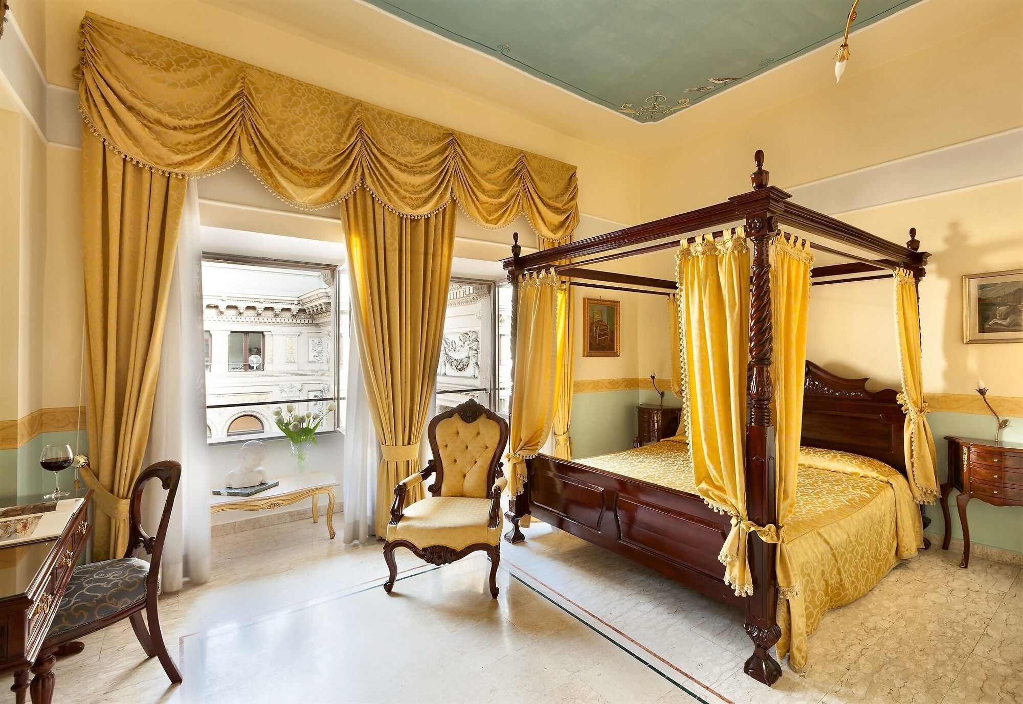 Hotel Art Resort Galleria Umberto - נאפולי - חדר שינה