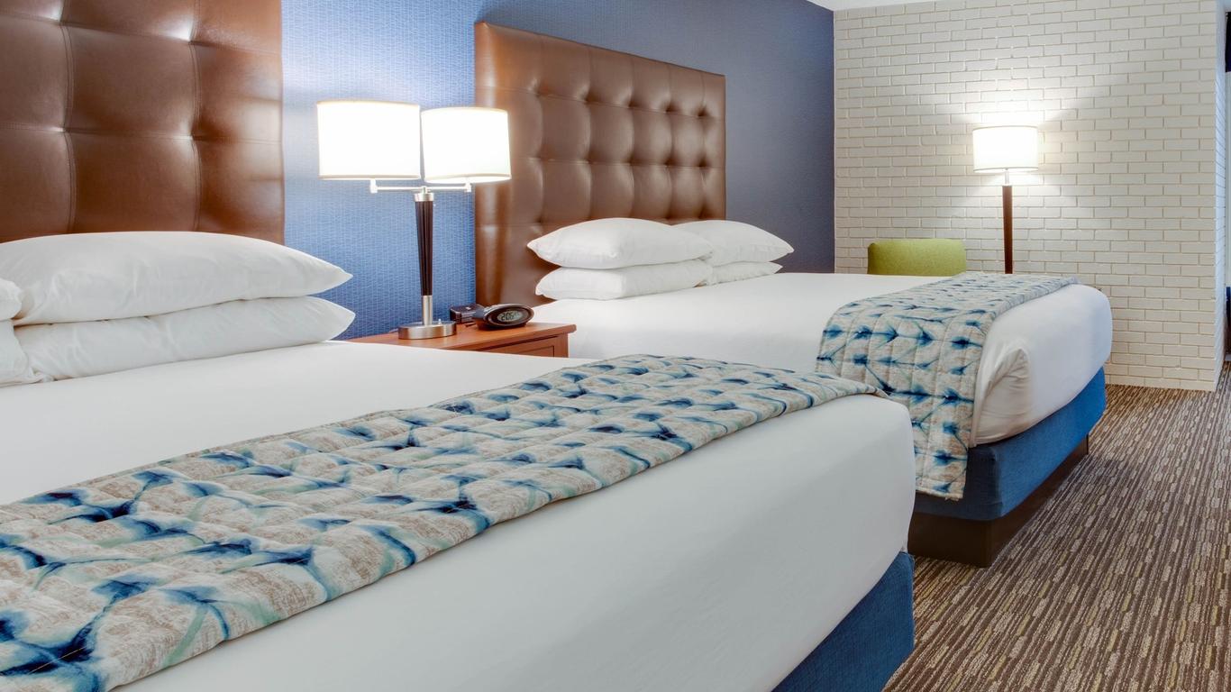 Drury Inn & Suites Nashville Airport