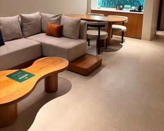 Swosti Premium Beach Resorts, Puri - Puri - Σαλόνι