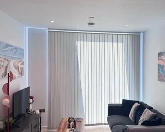 City Centre - 2-Bed High Rise Apartment - Sleeps 4 - Mánchester - Sala de estar