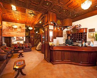 Hotel Mabey Cusco - Cusco - Lễ tân