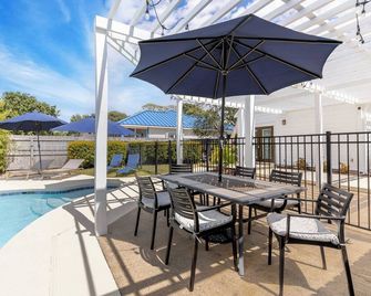 Pelican Retreat by Avantstay 5 Mins TO Beach Pet Friendly w/ Pool & Bbq! - Destin - Pool
