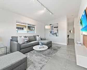 Luxurious Family Escape - ハイアレア - リビングルーム