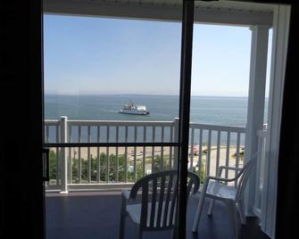 Motel Belvédère - Saint-Siméon - Balcon