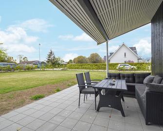 Amazing Home In Kge With 1 Bedrooms And Wifi - Køge - Patio