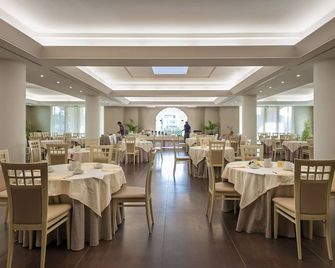 Le Dune Suite Hotel - Porto Cesareo - Bankettsaal