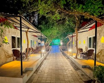 Ranthambhore National Resort - Sawāi Mādhopur - Patio