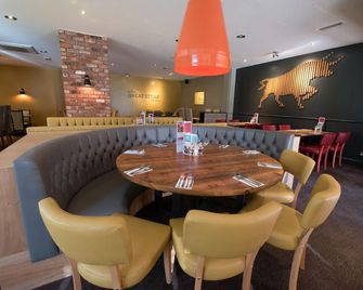Premier Inn Walsall - M6 J10 - Walsall - Restaurant