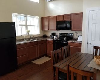 Sunset Cottage Motel - Ligonier - Cocina