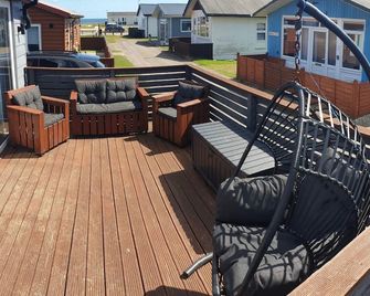 luxury 2-Bed modern chalet in Bridlington - Bridlington - Balcony