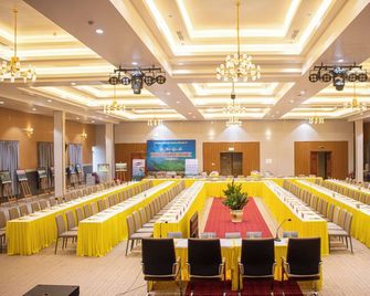 Phu Long Tam Ky Hotel & Restaurant - Tam Ky - Sala de reuniones