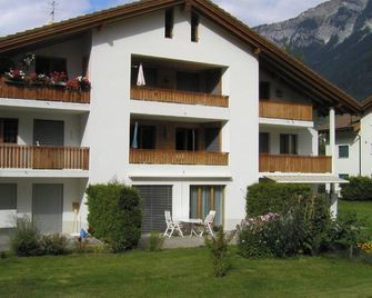 Wohnung Baltensperger, (Andeer), by Interhome - Andeer - Бу