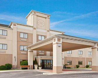 Holiday Inn Express Adrian By IHG - Adrian - Gebäude