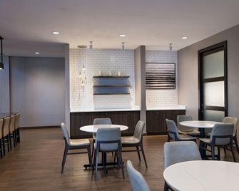 Residence Inn by Marriott Dallas DFW Airport South/Irving - Irving - Restaurante