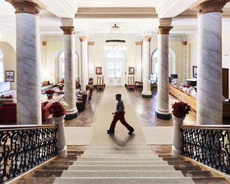 Maloja Palace - Bregaglia - Lobby
