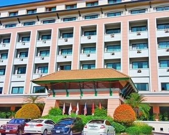 Sing Golden Place Hotel - Hat Yai - Building