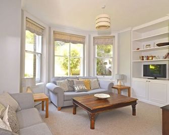 Littledale Haven - Eastbourne - Living room