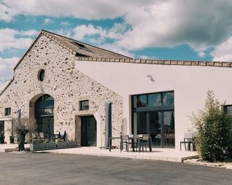 La Petite Félixière, B&B indépendants à 10 min de Cholet, 25 min du Puy du Fou et 35 min de Nantes - Sèvremoine - Bâtiment