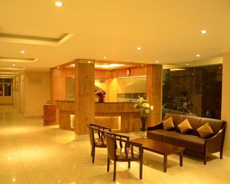 Skylite Hotels - Coimbatore - Lobby