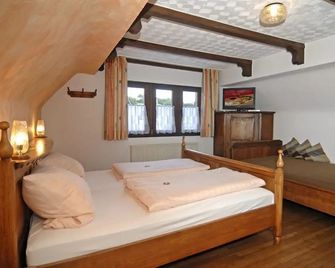 Harmony beim Holzschnitzer - Dreis-Brück