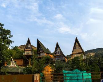 Rumourss Sky Villa And Resort - 羅納瓦拉 - 建築